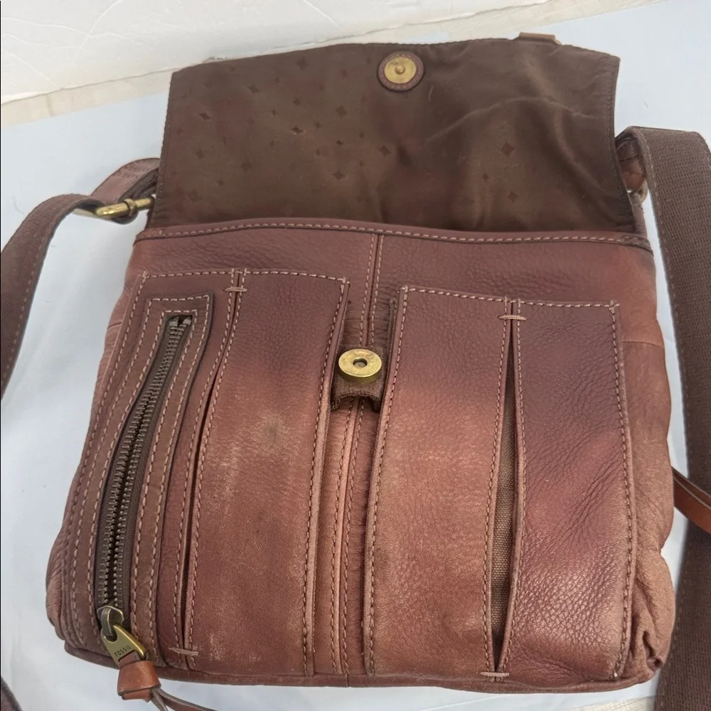Fossil bag is a Morgan Traveler